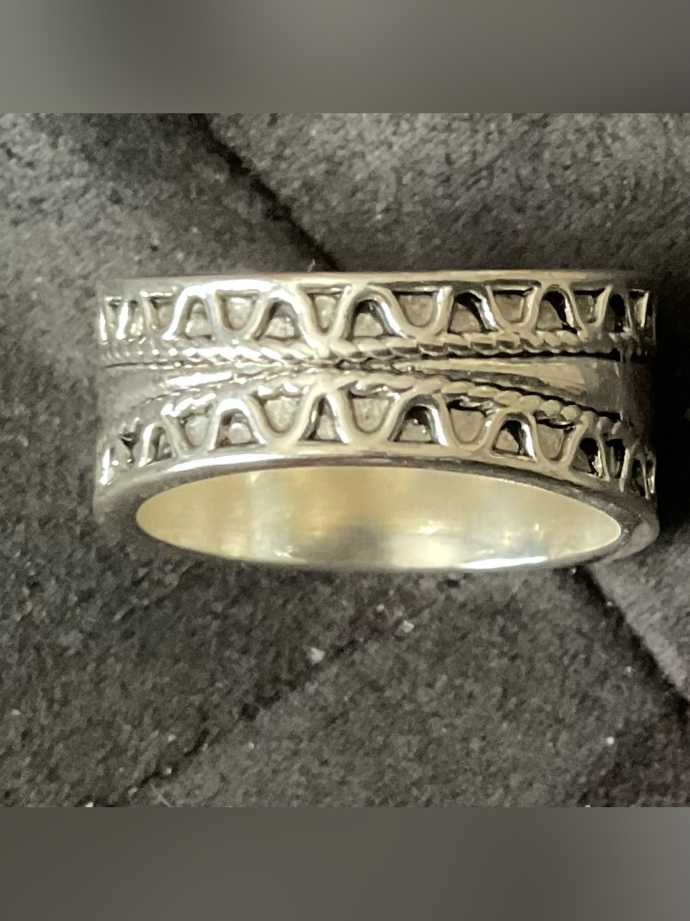 Vintage 1990s Solid Silver Wide Cigar Band Ring - Picture 5 of 10